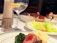 -Wolfgang’s Steakhouse 沃夫冈牛排馆(上海白玉兰广场店)