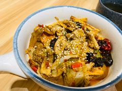-轻蔬不用等·素食(江苏路店)