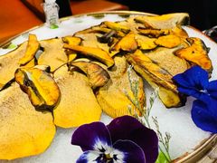 见手青-芸山季·云南野生菌火锅(人民广场来福士店)