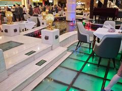 -碧中海汤泉汗蒸酒店