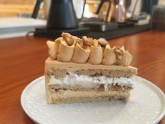 核桃蛋糕-Be Lived Cafe比例咖啡(摩天轮店)