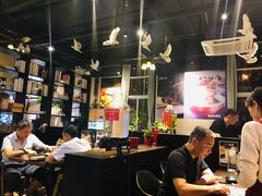 大堂-小金鬼·煎饺·鸽子汤