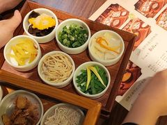 -良米山·云南野生菌过桥米线(上海首店)