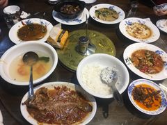 -缘来聚·徽菜名店(黄山宏村店)
