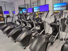 -发条鸭无人健身房(浦东北艾路店)