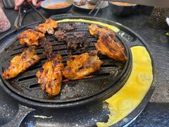 -七甲山烤肉(长白山奇石山珍根艺一条街店)