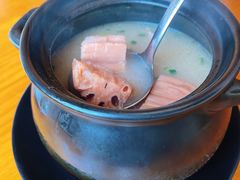 -莲餐厅·湖北菜·潜江小龙虾店(愚园路店)