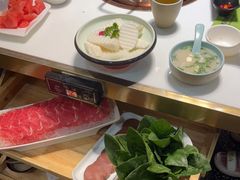 -洪氏嗨捞·猪肚鸡火锅(阳光天地店)