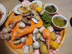 -日进一片海.生腌海鲜火锅.宵夜烧烤(三里屯总店)