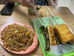 -蚝哥花姐湛江烤生蚝(美丽湾市场店)