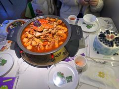 -徐记小怪兽肉蟹煲店(哈西万达金街店)