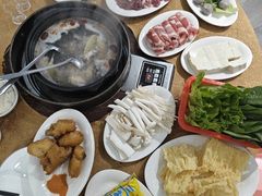 -濠轩阁特色生蚝火锅总店