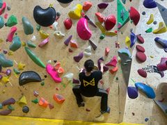 -问山MountQuest攀岩馆