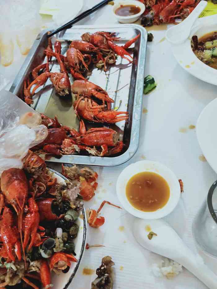 忆口香龙虾(临海总店)-"夏天正是吃小龙虾02的呀,在临海办完事情.
