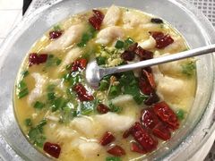 酸菜鱼-YI PIN JU 一品居中餐厅 中国超市