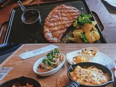 -必胜客(WOW中央公园店)