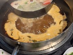 -老船舫·现做活鲜鱼馆(东郊记忆店)