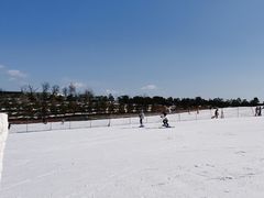 -华彬猛犸滑雪场