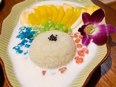 七彩椰浆芒果糯米-早安曼谷泰国餐厅