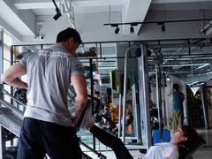 -F+轻食健身赋能空间(中华北路国贸商场店)