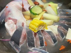 -鲜潭蒸汽石锅鱼(万象前海店)