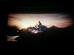 -天幕新彩云国际影城(激光巨幕店)