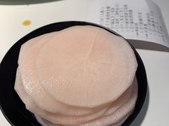 腌萝卜片-猪啊牛呀羊啊铜盘烤肉(正大广场店)