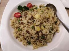 菠萝牛肉炒饭-佰搭果·广式茶餐厅(西华路店)
