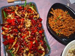 -肥肥虾庄·金牌油焖大虾(汉口城市广场店)