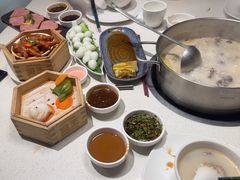 -煲王粤菜餐厅(中侨中心店)