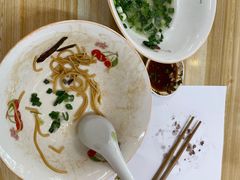 -小朱羊肉面馆(周东路)
