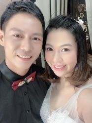 -现代经典婚纱摄影