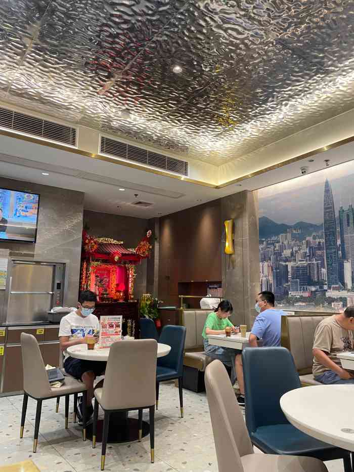 香港新发烧腊茶餐厅水围店