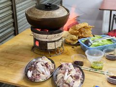 -威邵鸡煲(西华路总店)