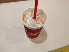 -DQ·蛋糕·冰淇淋(浦江欢乐颂店)
