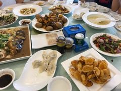 -黄家饺子东北特色菜馆(湖滨商业街店)