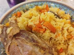 -汗腾格里·风味餐厅(新疆驻京办店)