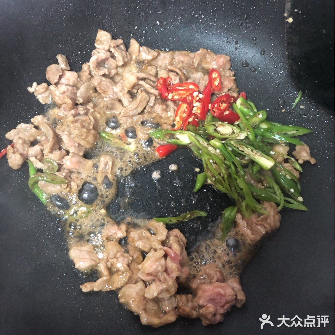 夏日必做下饭菜之脆嫩土豆丝炒肉片