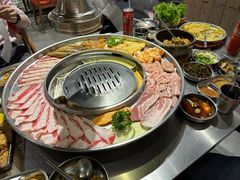-哈哈碳都·牛肋条无限自助烤肉(台江万达店)