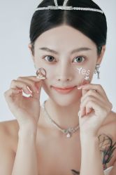 -上花轿婚纱摄影