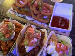 -Famous肥猫墨西哥音乐餐吧(五棵松华熙LIVE店)