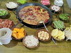-黄潇洒老火锅(九眼桥宏济巷店)
