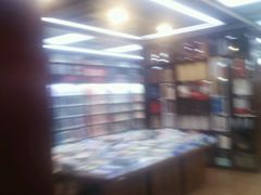 -新华书店(泉城路店)