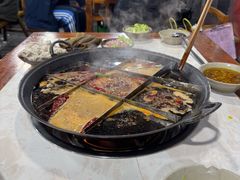 -正南齊北重庆老火锅(光华村直营店)