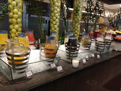 -圣丰索菲特·2 On 988 Café 自助餐厅