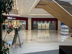 -M Stand(杭州萧山万象汇店)
