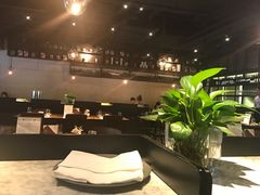 -Carbon莫卡哆·意大利复古集市餐厅(杭州大厦店)