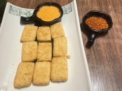 黄金爆浆豆腐-云海肴云南菜(浦江欢乐颂店)