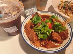 -CowCow其其·牛杂咖啡公司(六运店)