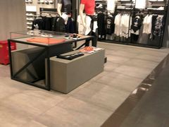 -百联临沂购物中心(临沂路店)